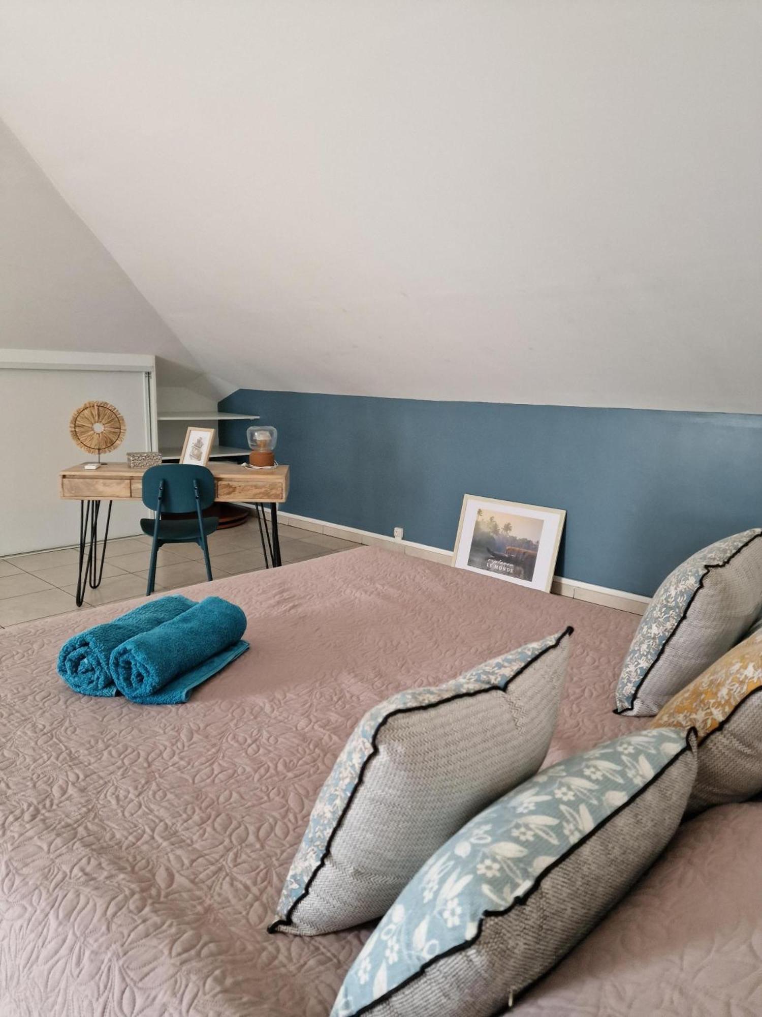 Appartement Villa Sur Le Toit, Vue Mer Saint-Gilles-les Bains Eksteriør billede