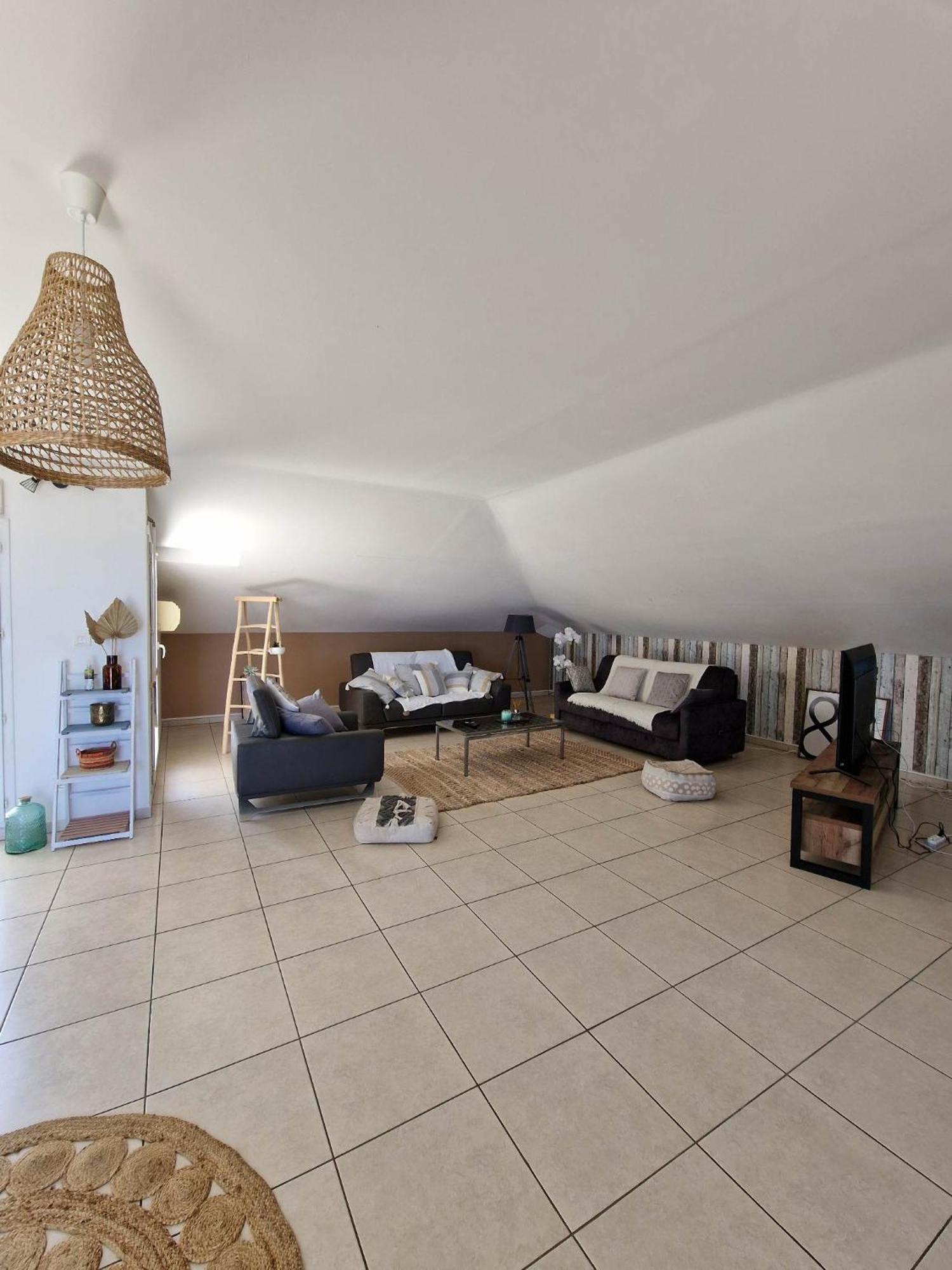 Appartement Villa Sur Le Toit, Vue Mer Saint-Gilles-les Bains Eksteriør billede